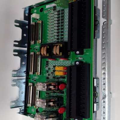 GE IS200TSVCH1A Placa terminal TSVC para el control por servo
